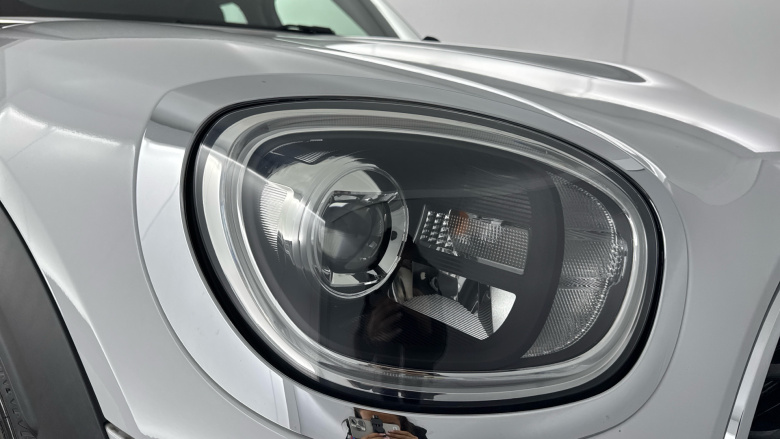 MINI Countryman 1.5 Cooper 5dr [Chili/Media Pack XL] Petrol Hatchback